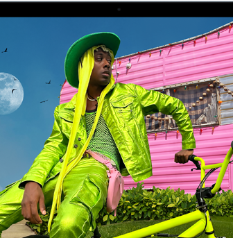 MacBook Air που παρουσιάζει την οθόνη Liquid Retina