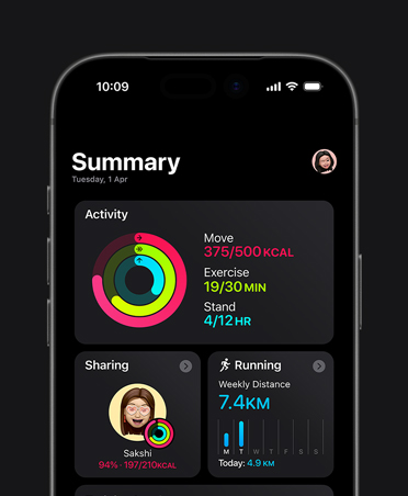 iPhone 17, Fitness summary, Activity rings, Move, Exercise and Stand metrics, activity sharing with friends, weekly Running stats