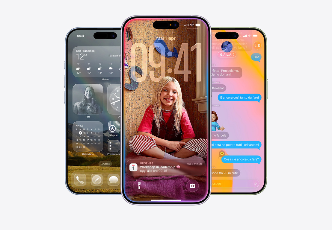 Vari iPhone 17 mostrati di fronte nei colori azzurro nebbia, lavanda e salvia, funzioni di iOS 26, schermata Home con varie app, notifica di Calendario sulla schermata di blocco personalizzata, iPhone che mostra l’app Messaggi con design Liquid Glass