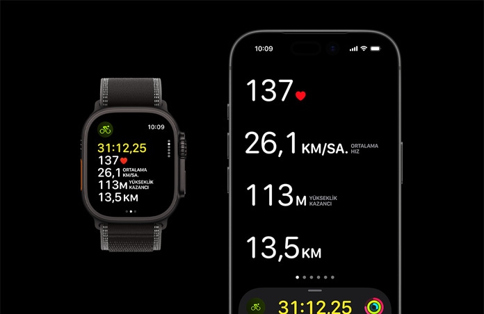 Apple Watch Ultra 3, siyah renk, titanyum kasa, Trail Loop, siyah/kömür rengi, iPhone, her iki aygıtta aktif antrenman ölçümleri açık