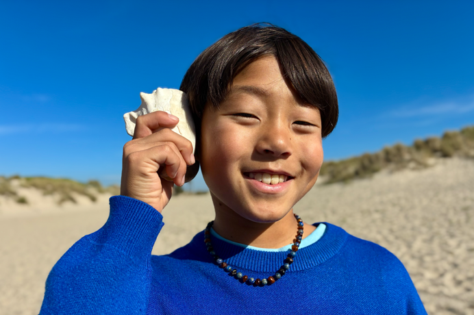 Знімок зроблено на камеру Fusion 48 Мп за допомогою режиму «Портрет» нового рівня з фокусом на обличчі людини