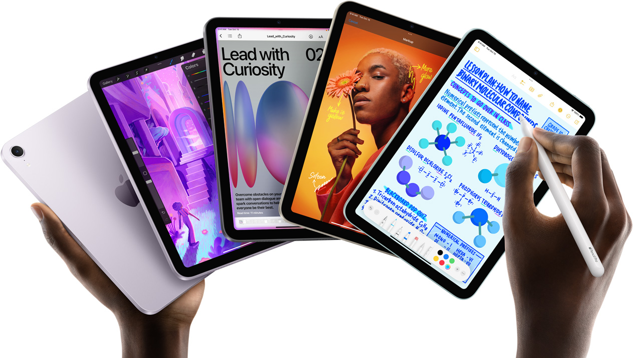 Pet iPad mini modela prikazano je u obliku ventilatora koji drže ruke korisnika. Jedan model prikazuje stražnju kameru, a preostala četiri okrenuta su prema naprijed. Apple Pencil Pro koristi se za vođenje bilješki.