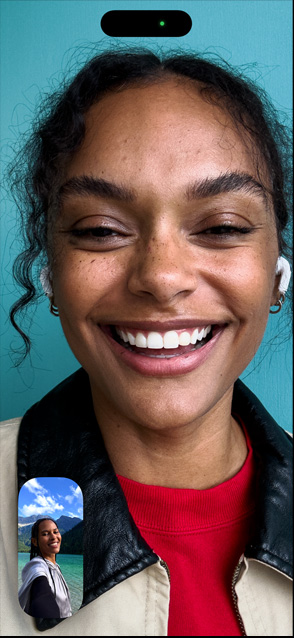 iPhone 17 Pro screen showing Center Stage for video feature