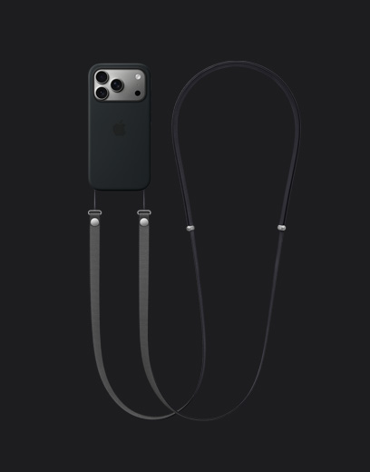 iPhone 17 Pro Rückseite in Silber mit Silikon Case mit MagSafe in Schwarz und dunkelgrauem Crossbody Band