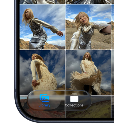 Ein iPhone; unten links auf dem Display ist eine Kachel der Fotos App; die Tabs «Mediathek» und «Sammlungen» werden im neuen Liquid Glass Design angezeigt